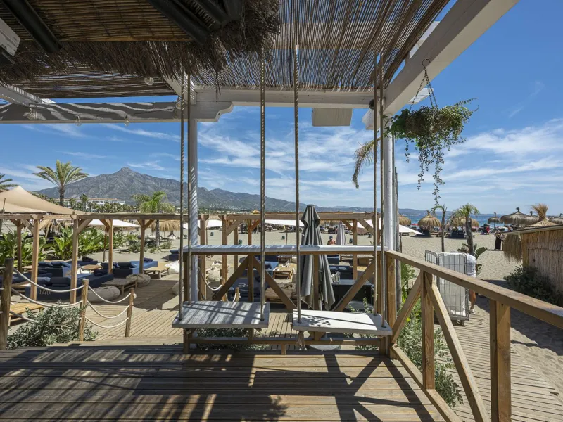 Apartment - Top Floor Apartment в продаже в Marbella, Málaga. В доме 2 спален и 2 ванных комнат. Площадь дома 64 м²