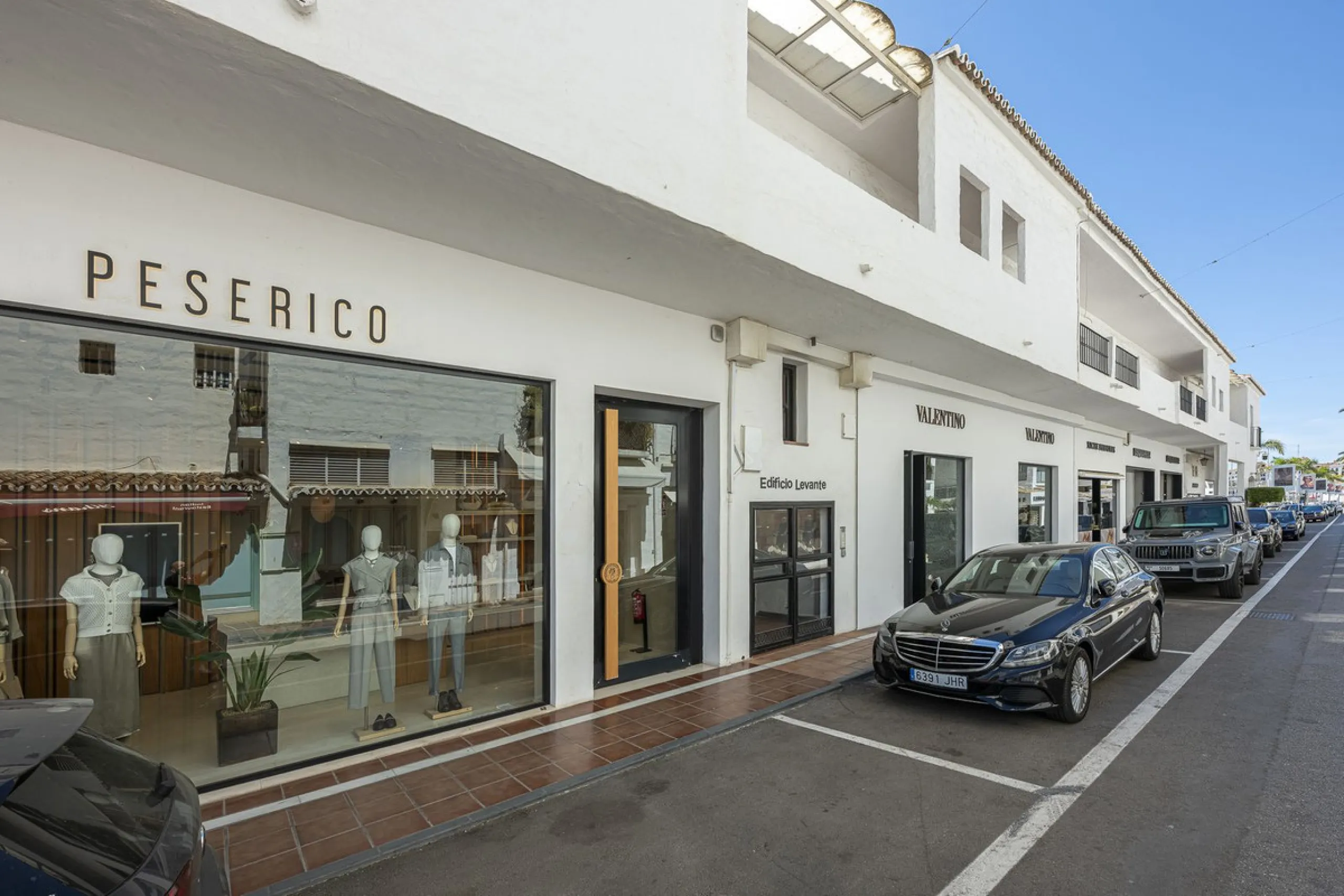 Apartment - Top Floor Apartment в продаже в Marbella, Málaga. В доме 2 спален и 2 ванных комнат. Площадь дома 64 м²