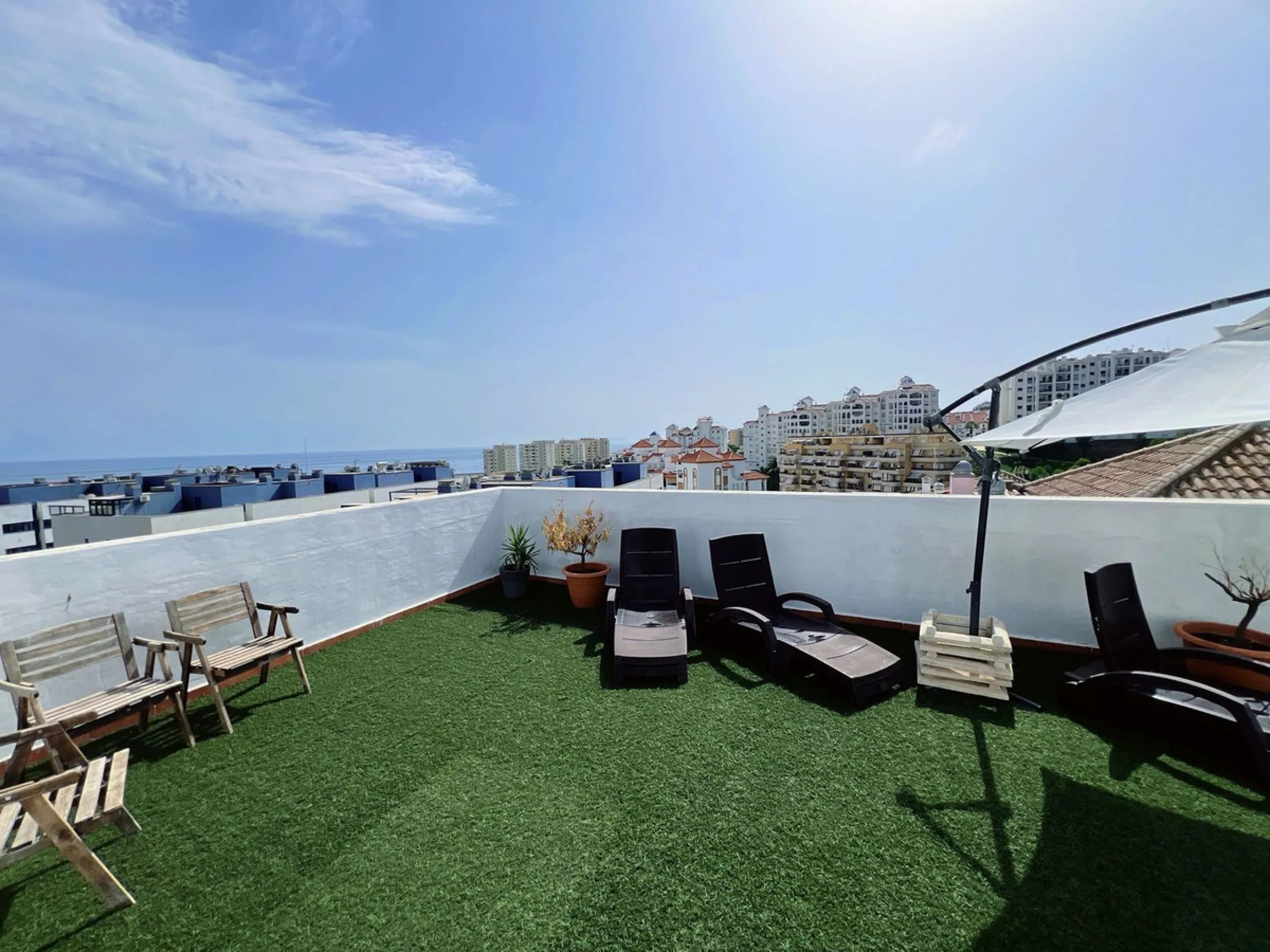 ✨Exclusive penthouse in Estepona with dreamy sea views✨