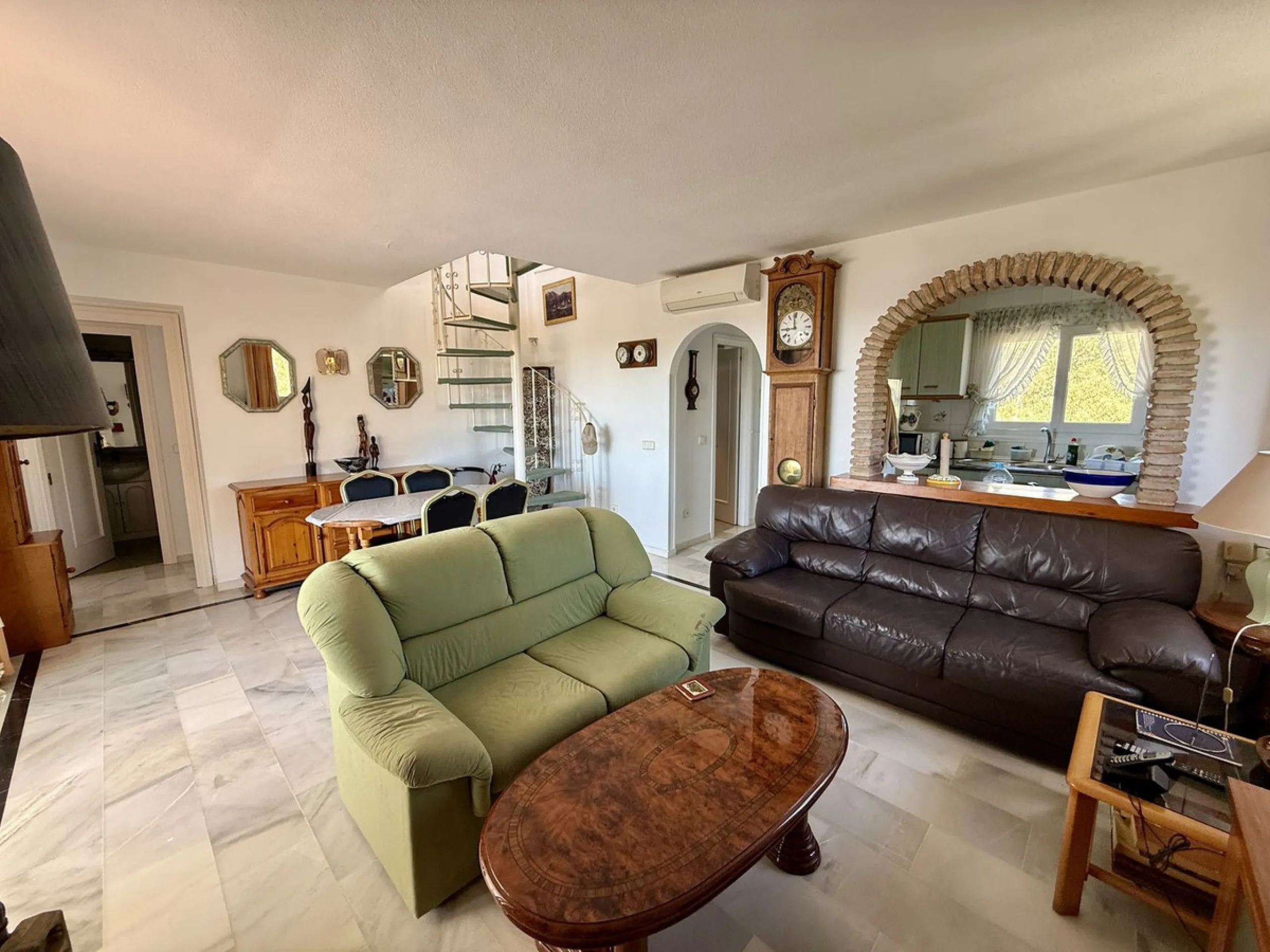 Apartment - Penthouse в продаже в Mijas, Málaga. В доме 2 спален и 2 ванных комнат. Площадь дома 89 м²