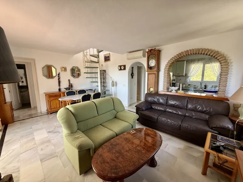Apartment - Penthouse в продаже в Mijas, Málaga. В доме 2 спален и 2 ванных комнат. Площадь дома 89 м²