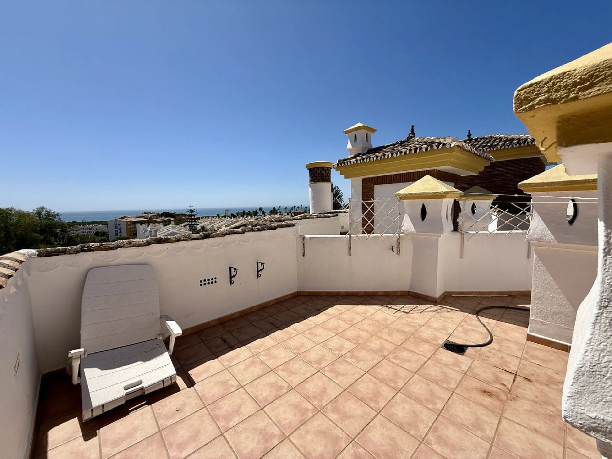 Apartment - Penthouse в продаже в Mijas, Málaga. В доме 2 спален и 2 ванных комнат. Площадь дома 89 м²