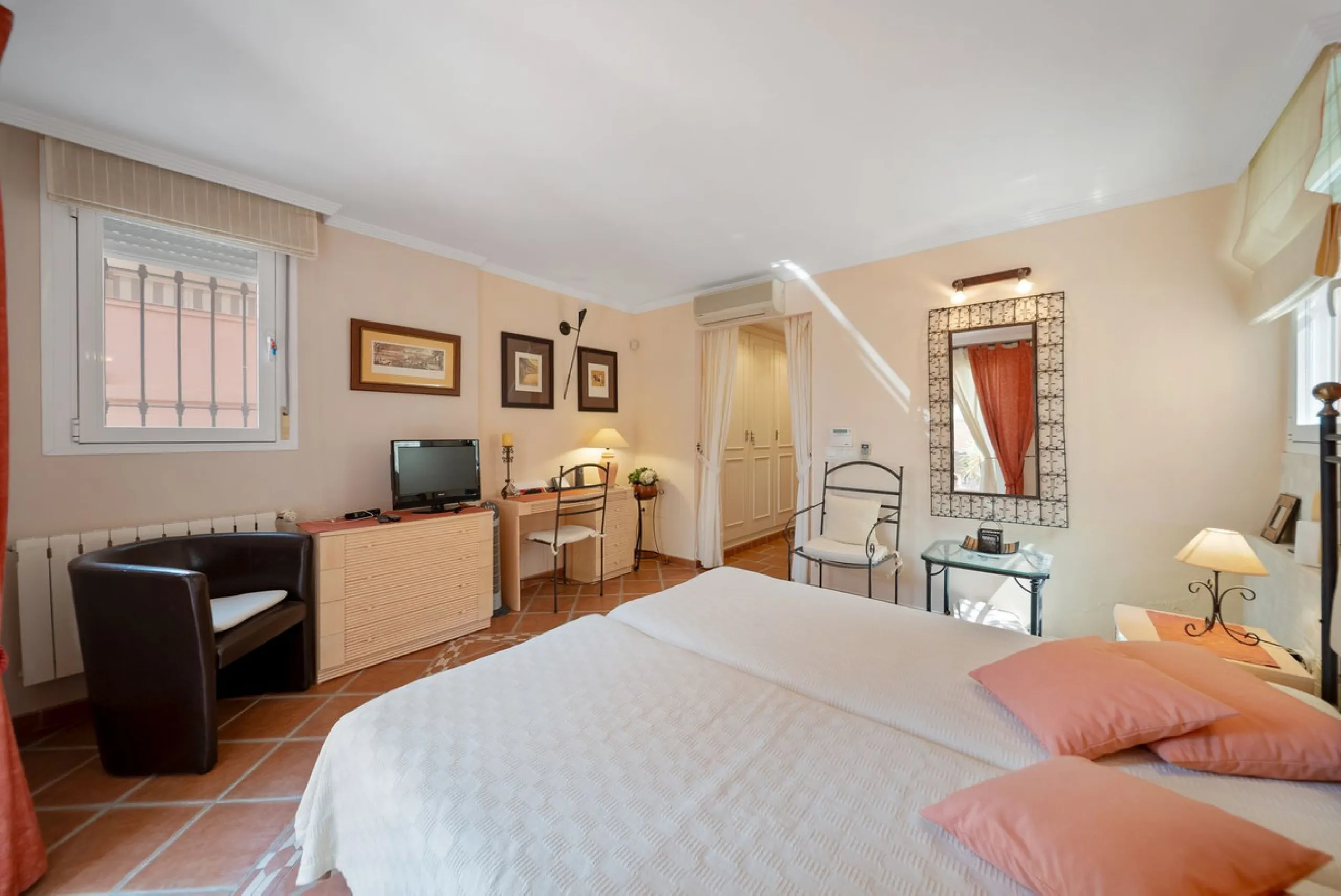 Luxury Andalusian Villa with Panoramic Sea Views – Buenavista, Mijas,
