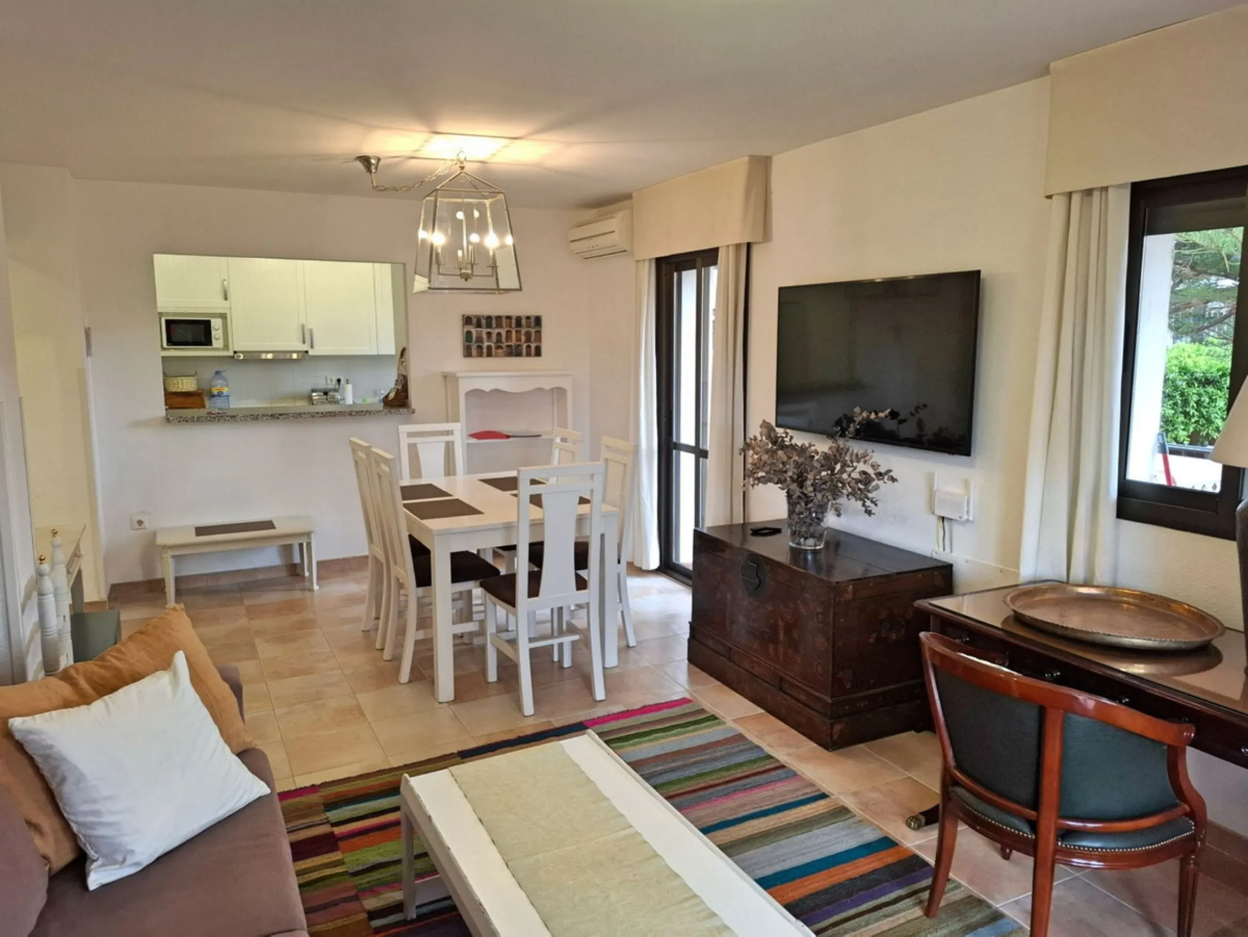 Great opportunity within the most famous complex in Fuengirola, Puebla Lucia. This two bedroom, two bathroom apartment is in perfect condition and sold fully furnished. The apartment is spacious and very sunny and has a lovely terrace. The community is ga