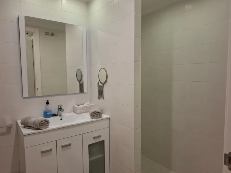 Great opportunity within the most famous complex in Fuengirola, Puebla Lucia. This two bedroom, two bathroom apartment is in perfect condition and sold fully furnished. The apartment is spacious and very sunny and has a lovely terrace. The community is ga