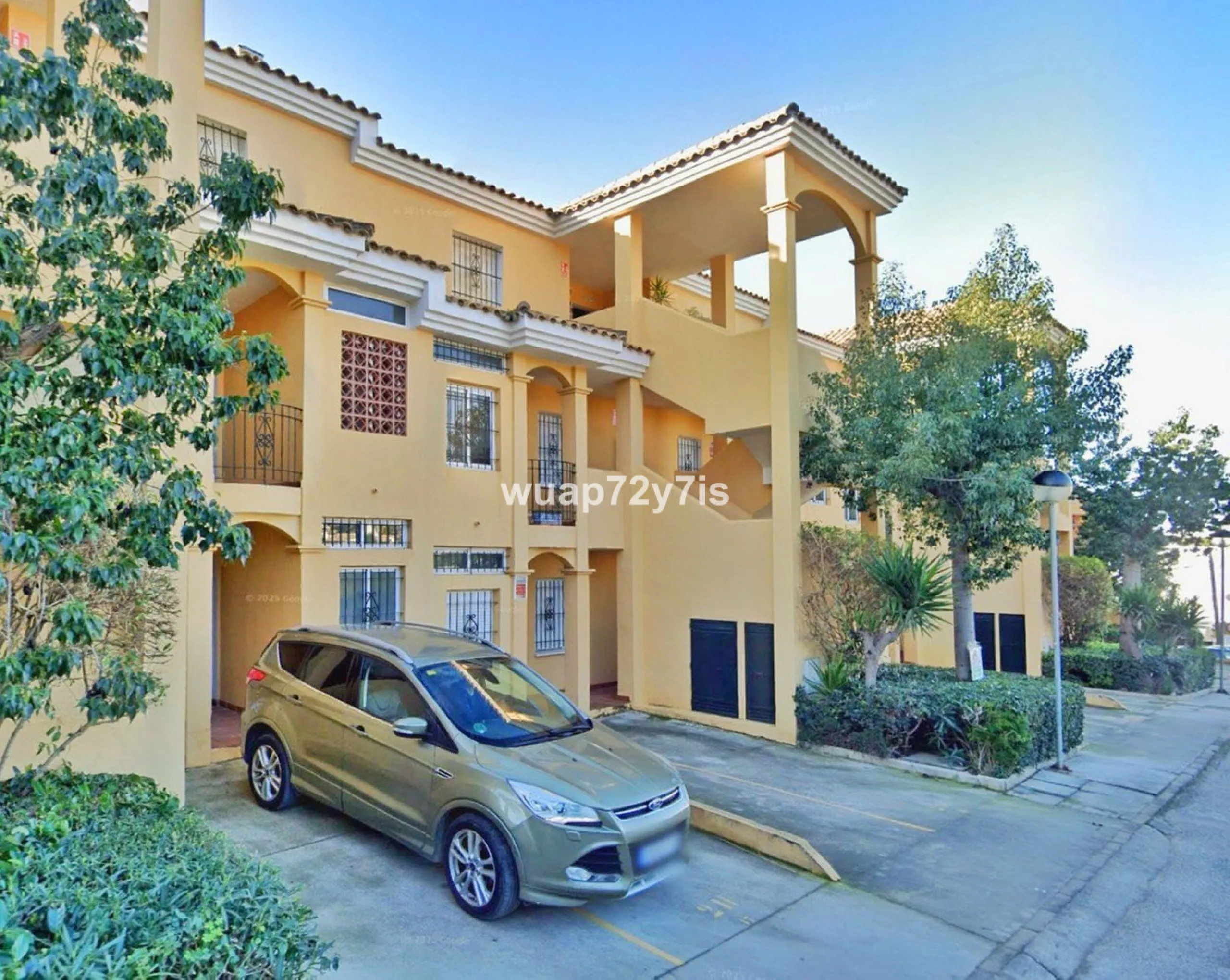 Townhouse with Panoramic Sea Views in Costabella, Marbella East