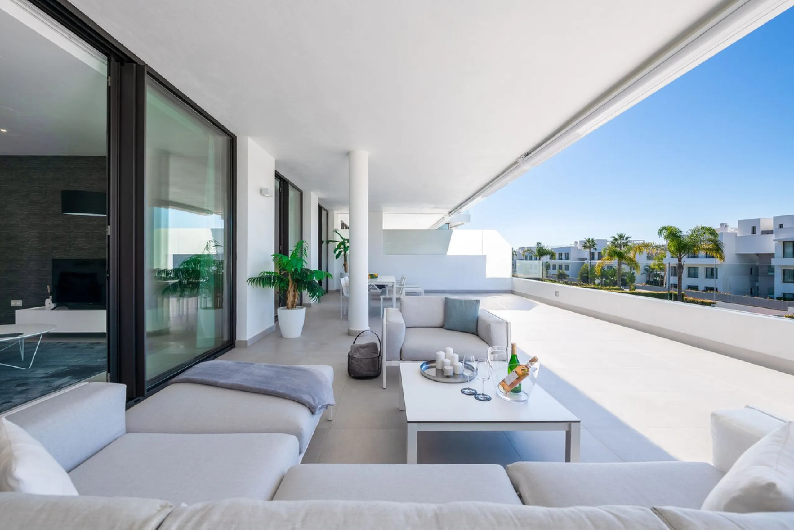 Located in the sought-after Cataleya Phase 2, this rare 2-bedroom first-floor apartment combines modern luxury, expansive outdoor living, and a prime Costa del Sol address. With only three apartments of this layout in the entire development, it offers unm