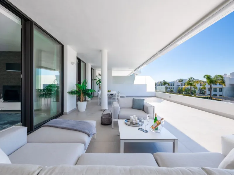 Located in the sought-after Cataleya Phase 2, this rare 2-bedroom first-floor apartment combines modern luxury, expansive outdoor living, and a prime Costa del Sol address. With only three apartments of this layout in the entire development, it offers unm
