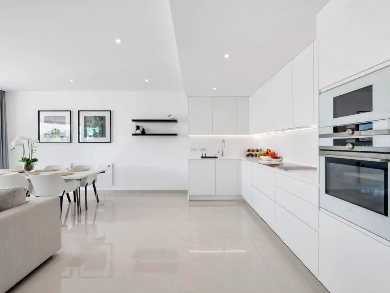 Located in the sought-after Cataleya Phase 2, this rare 2-bedroom first-floor apartment combines modern luxury, expansive outdoor living, and a prime Costa del Sol address. With only three apartments of this layout in the entire development, it offers unm
