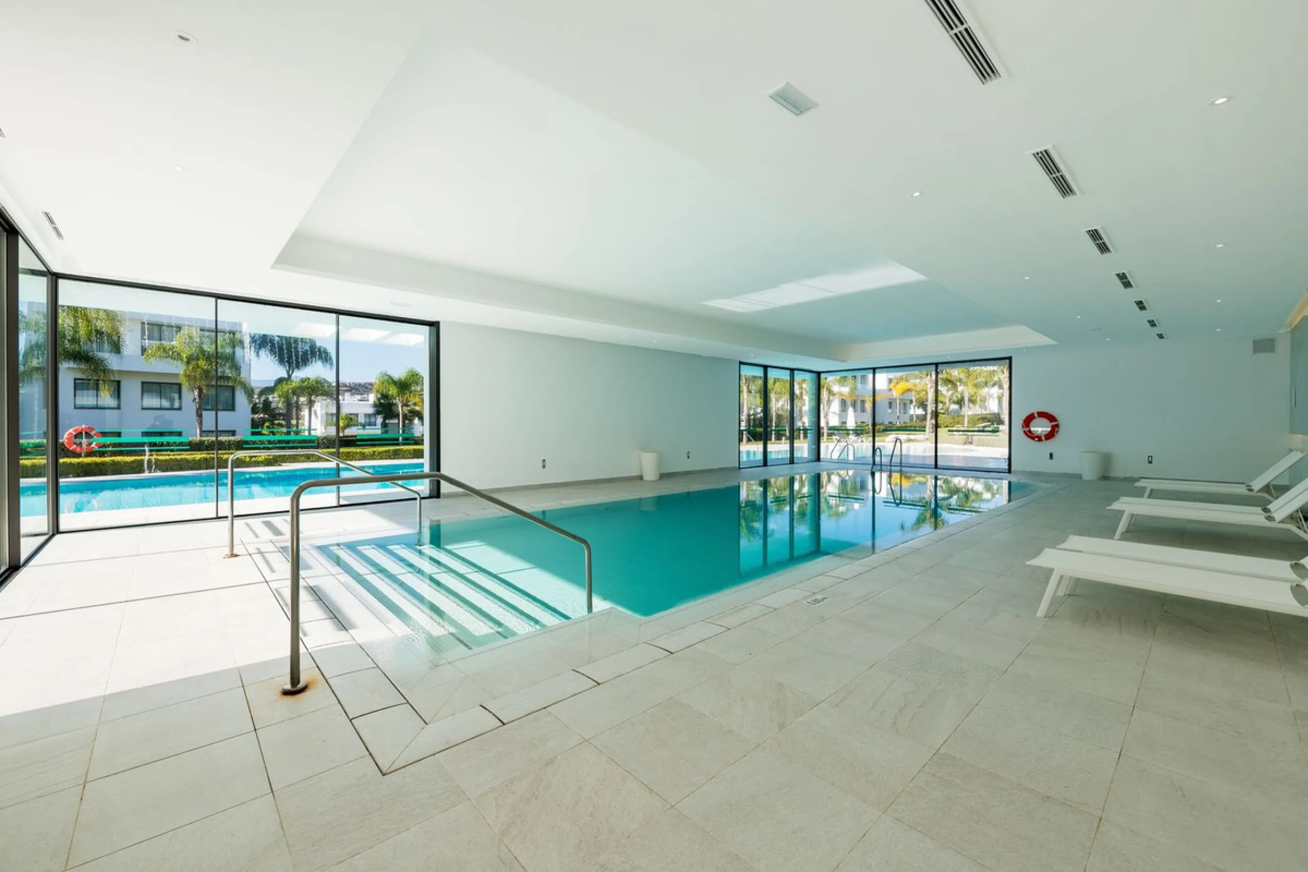 Located in the sought-after Cataleya Phase 2, this rare 2-bedroom first-floor apartment combines modern luxury, expansive outdoor living, and a prime Costa del Sol address. With only three apartments of this layout in the entire development, it offers unm