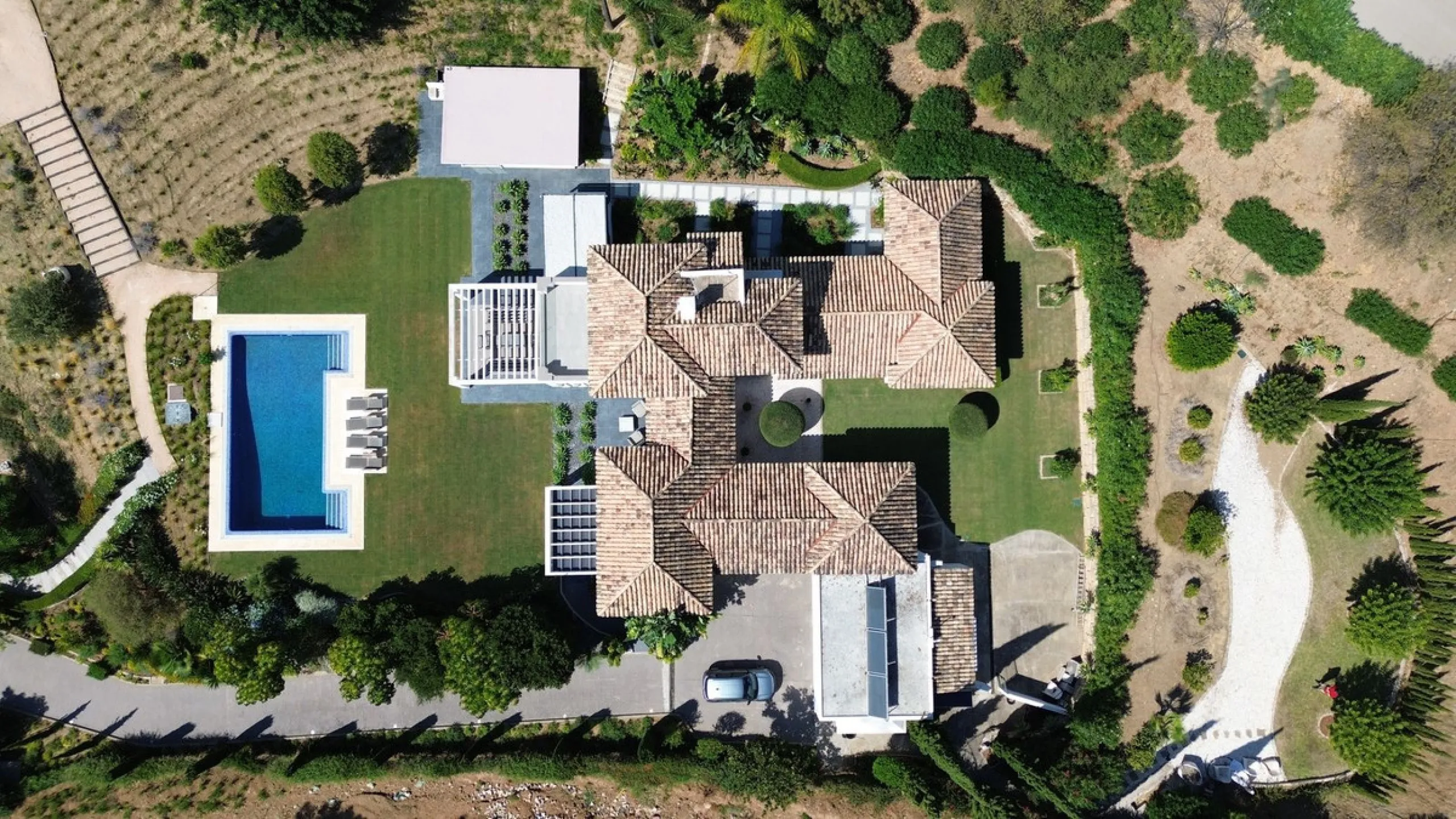 Beautiful Villa on a double plot located in the exclusive Monte Mayor estate, Benahavís