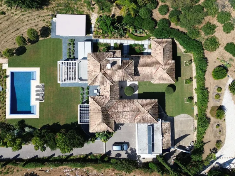 Beautiful Villa on a double plot located in the exclusive Monte Mayor estate, Benahavís