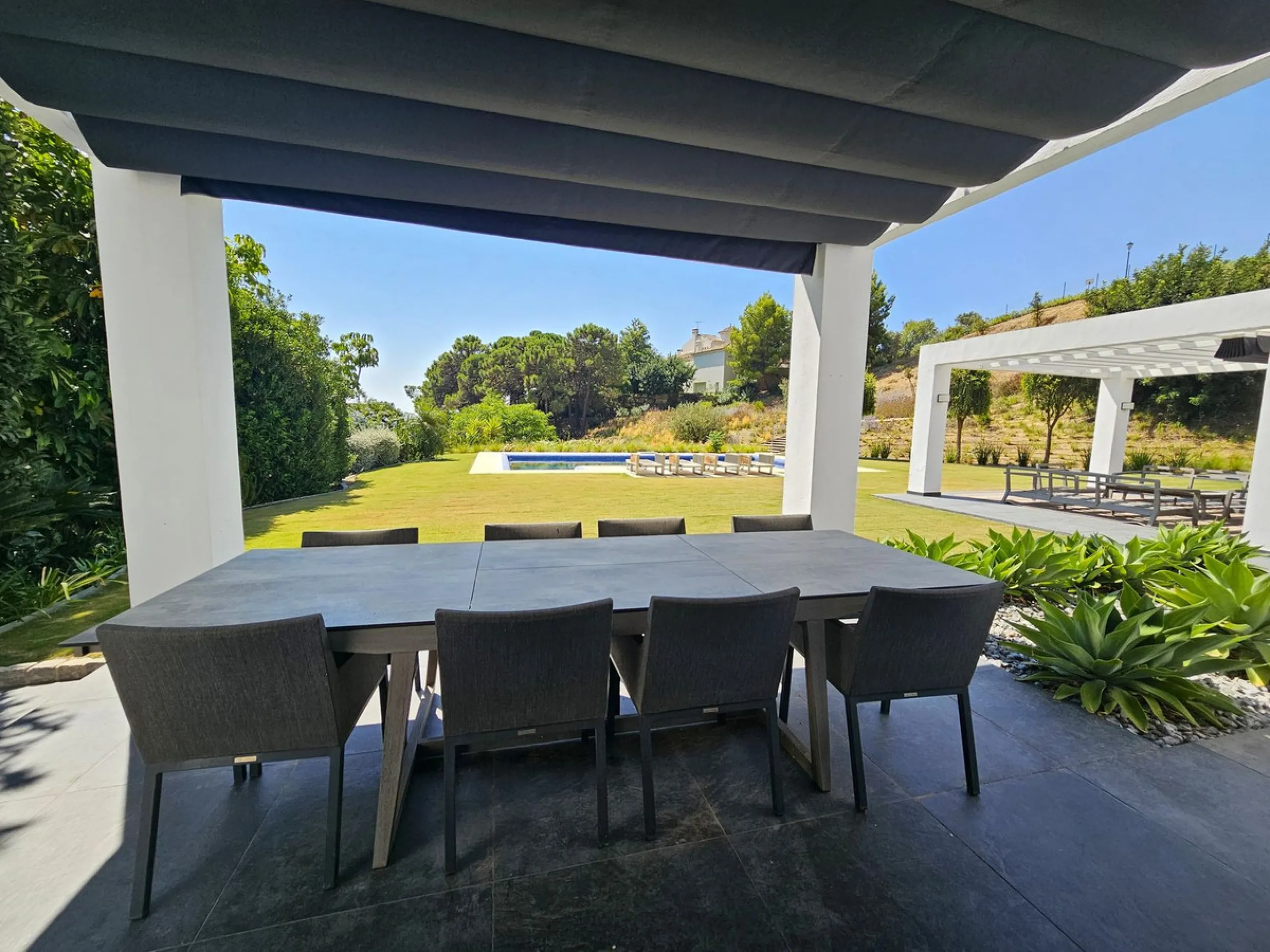 Beautiful Villa on a double plot located in the exclusive Monte Mayor estate, Benahavís