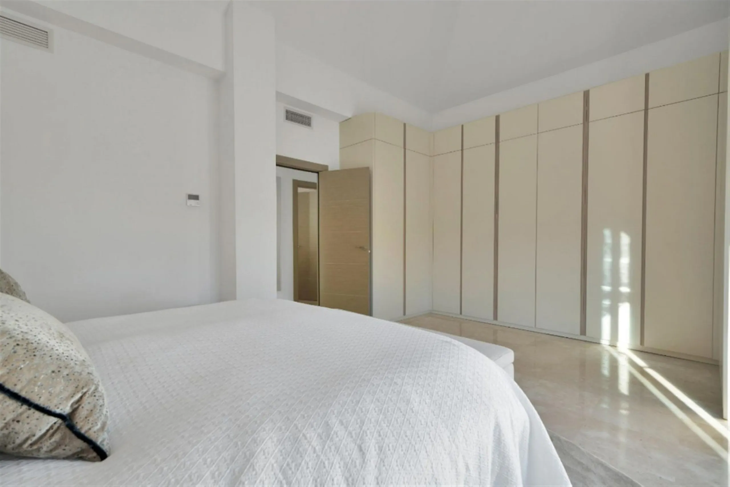 Beautiful Villa on a double plot located in the exclusive Monte Mayor estate, Benahavís