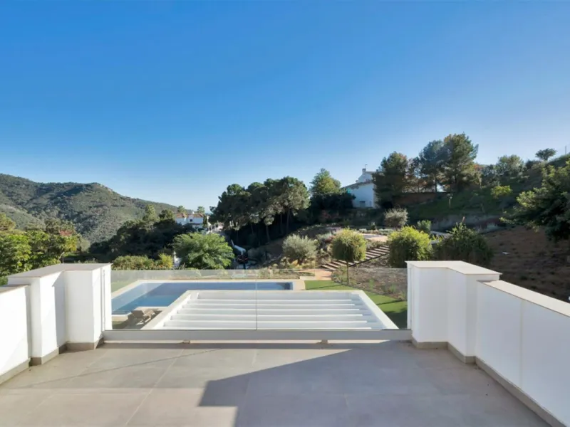 Beautiful Villa on a double plot located in the exclusive Monte Mayor estate, Benahavís