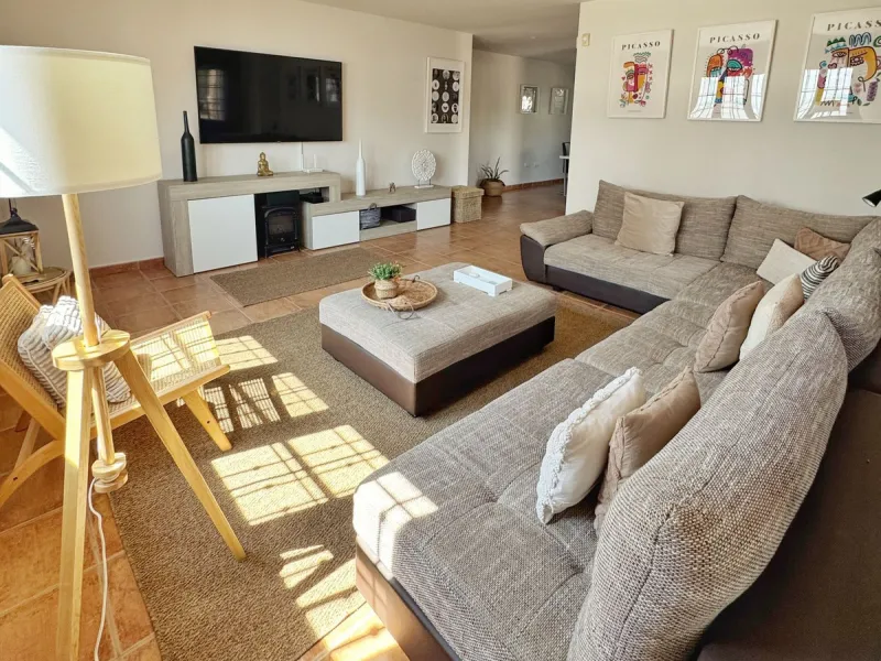 Villa for Sale – La Sierrezuela, Mijas Costa