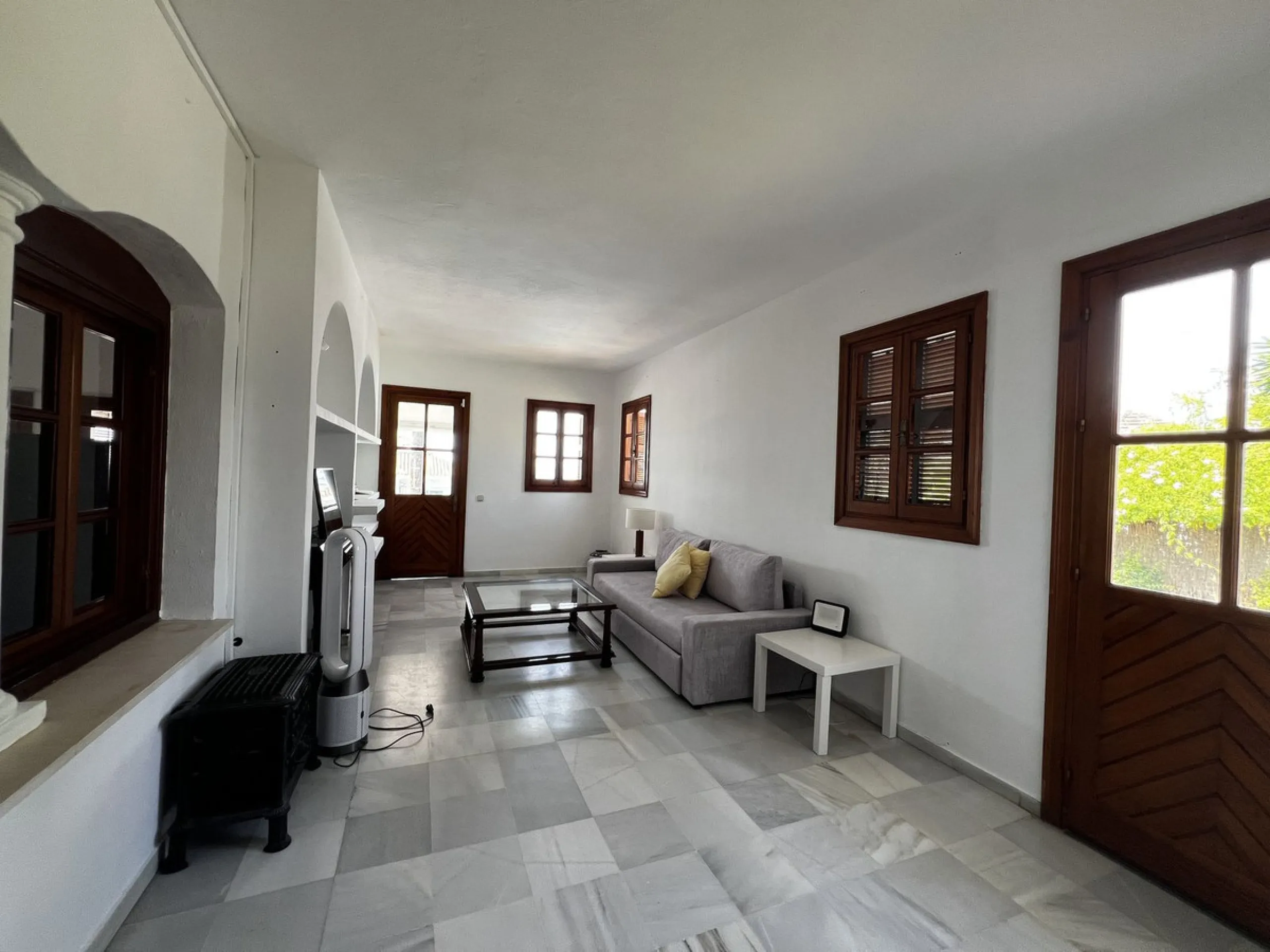 *Spacious Villa with Sea Views in Estepona / Seghers*