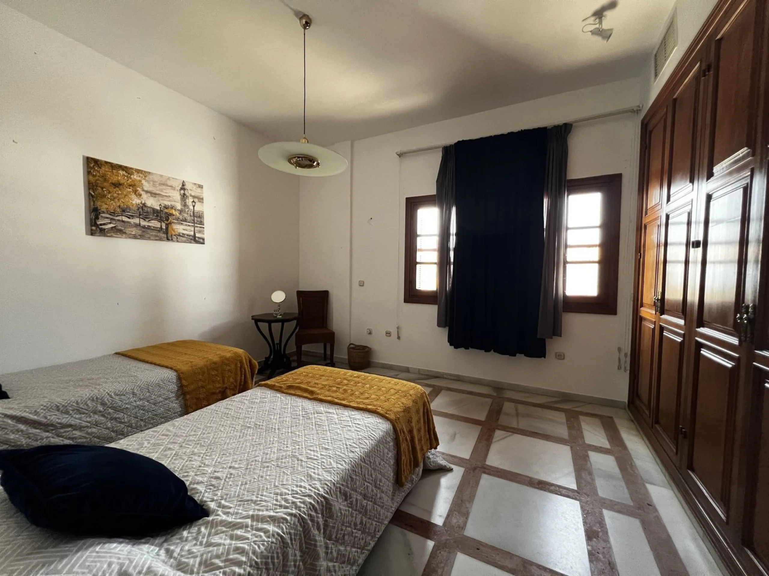 *Spacious Villa with Sea Views in Estepona / Seghers*