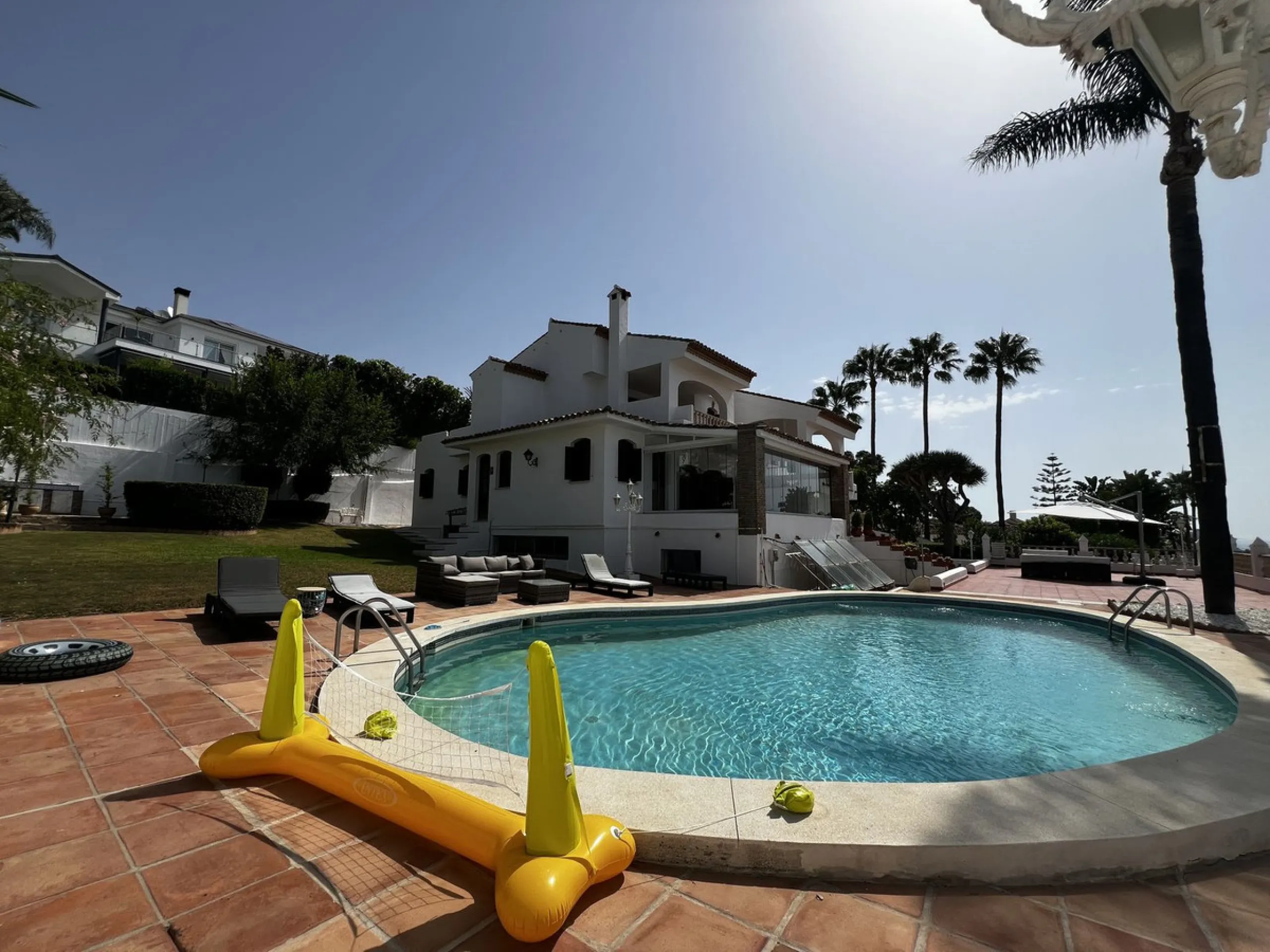 *Spacious Villa with Sea Views in Estepona / Seghers*