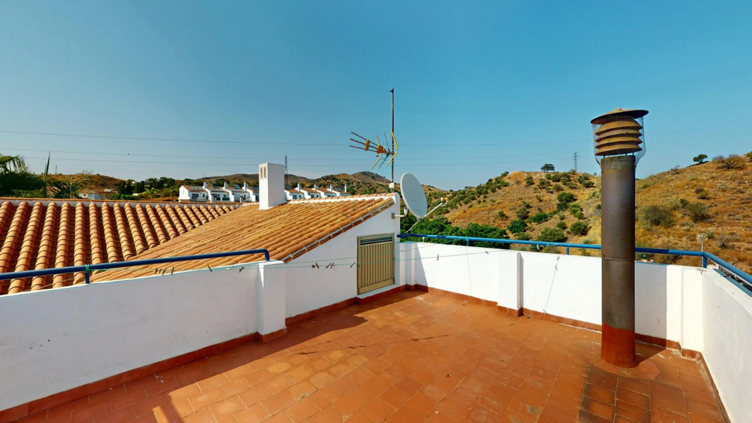 This beautiful Spanish villa spans two floors and features three bedrooms, including an impressive primary suite, and two bathrooms, blending traditional Andalusian charm with modern comfort. The Mediterranean-inspired design is reflected in the terracott