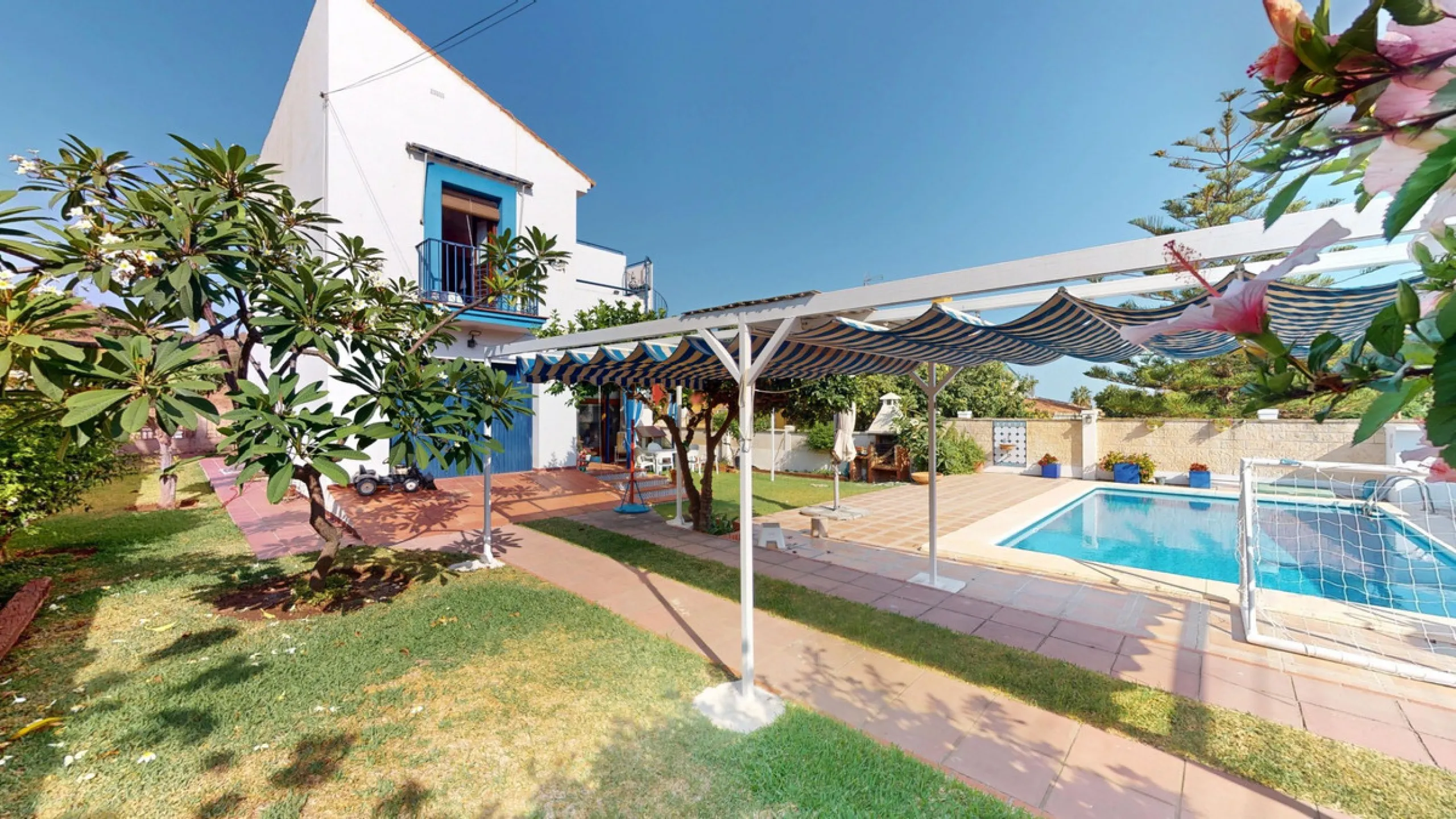 This beautiful Spanish villa spans two floors and features three bedrooms, including an impressive primary suite, and two bathrooms, blending traditional Andalusian charm with modern comfort. The Mediterranean-inspired design is reflected in the terracott