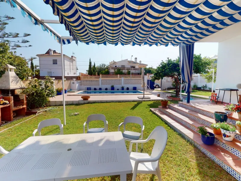 This beautiful Spanish villa spans two floors and features three bedrooms, including an impressive primary suite, and two bathrooms, blending traditional Andalusian charm with modern comfort. The Mediterranean-inspired design is reflected in the terracott