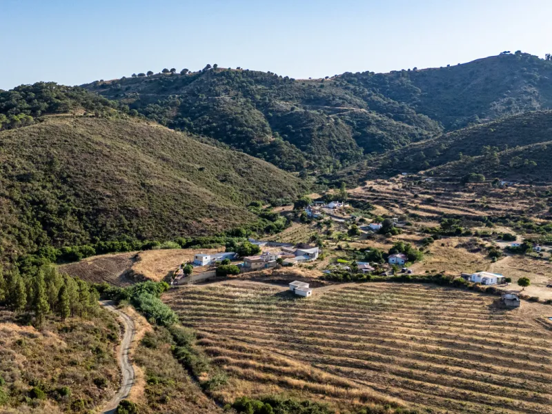 Finca Río Linarejos is a rare self-sustaining oasis in the heart of Andalucia, representing a unique investment opportunity that perfectly combines independence, safety, sustainability, and long-term financial potential. This exclusive estate offers more 