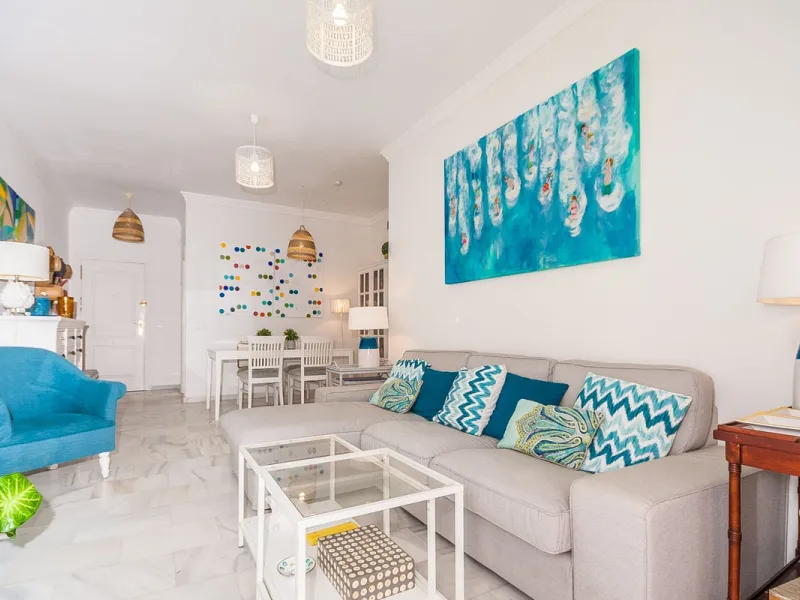 Located in the sought-after beachside area of Carib Playa, this spacious 3-bedroom, 2-bathroom apartment offers the perfect blend of comfort and convenience.