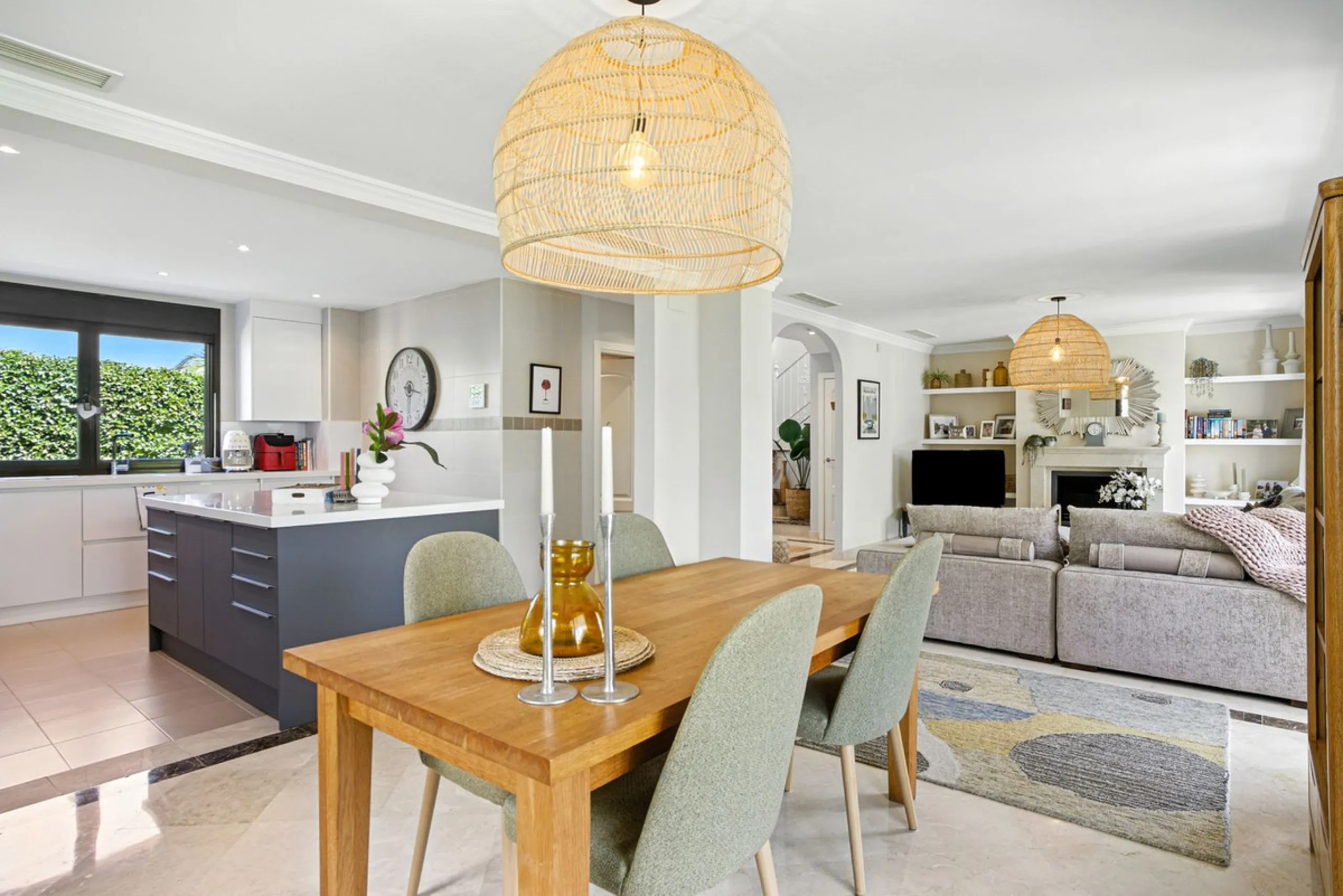 Elegant Three-Bedroom Detached Villa – Frontline Golf, West of Estepona