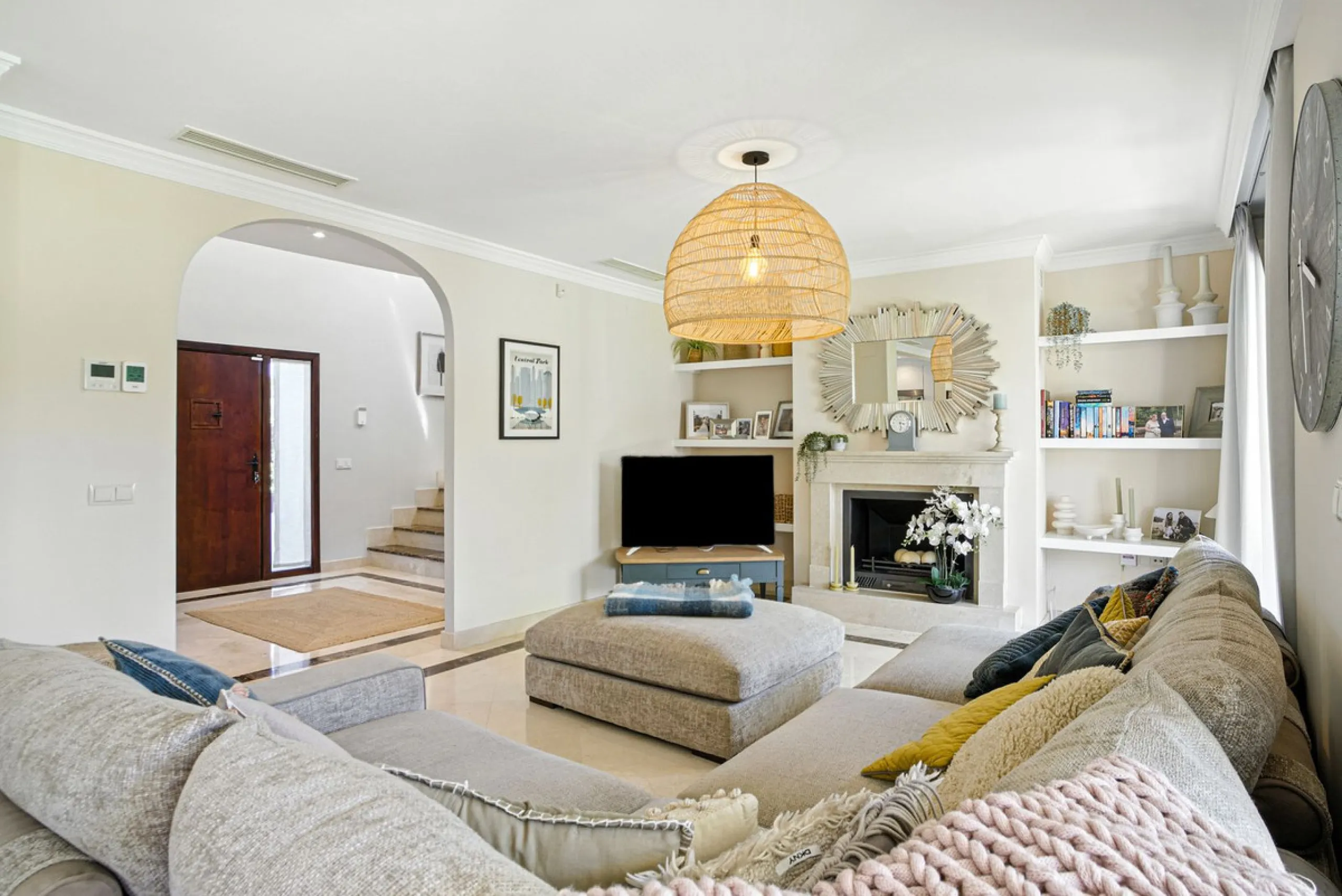 Elegant Three-Bedroom Detached Villa – Frontline Golf, West of Estepona