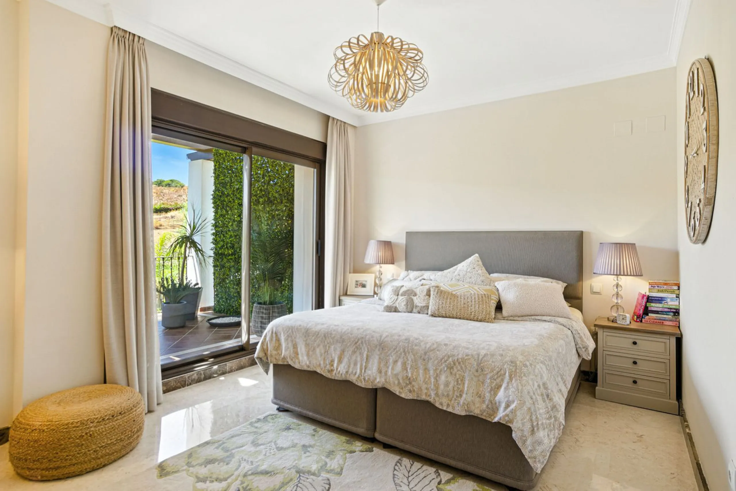 Elegant Three-Bedroom Detached Villa – Frontline Golf, West of Estepona