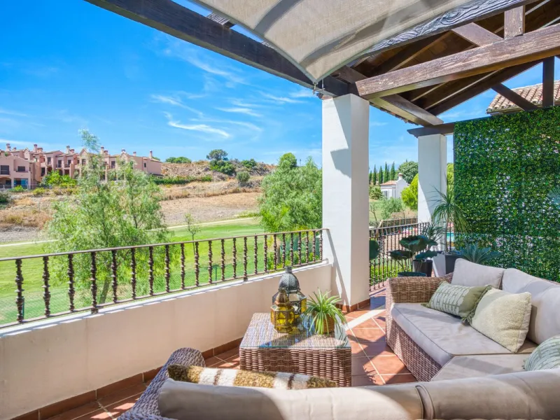 Elegant Three-Bedroom Detached Villa – Frontline Golf, West of Estepona