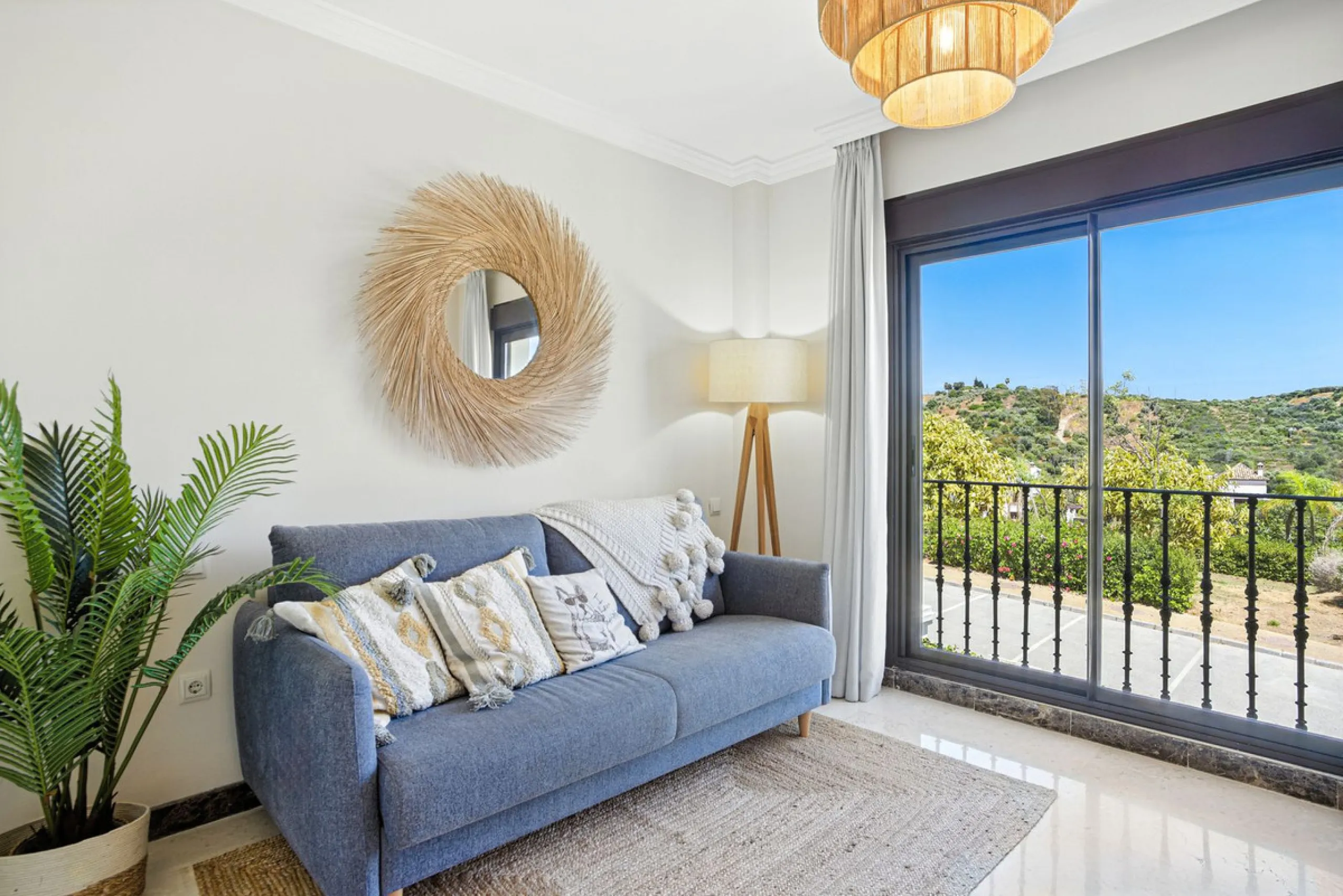 Elegant Three-Bedroom Detached Villa – Frontline Golf, West of Estepona