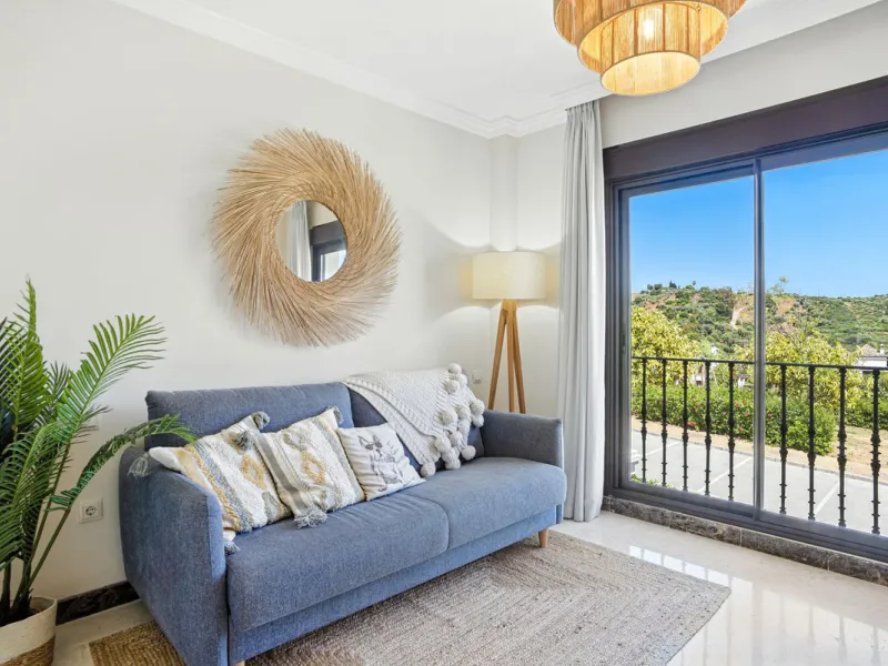 Elegant Three-Bedroom Detached Villa – Frontline Golf, West of Estepona
