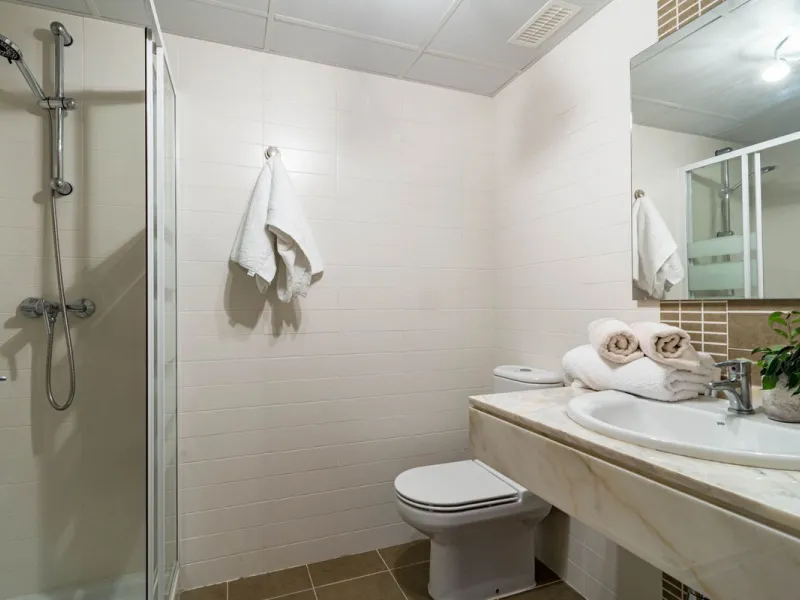 Apartment - Ground Floor Apartment в продаже в Estepona, Málaga. В доме 2 спален и 2 ванных комнат. Площадь дома 97 м². Площадь участка 66 м²