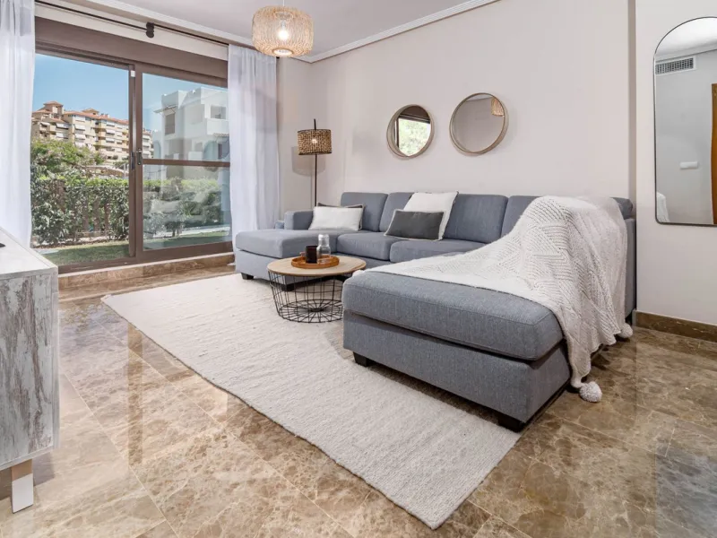 Apartment - Ground Floor Apartment в продаже в Estepona, Málaga. В доме 2 спален и 2 ванных комнат. Площадь дома 97 м². Площадь участка 66 м²
