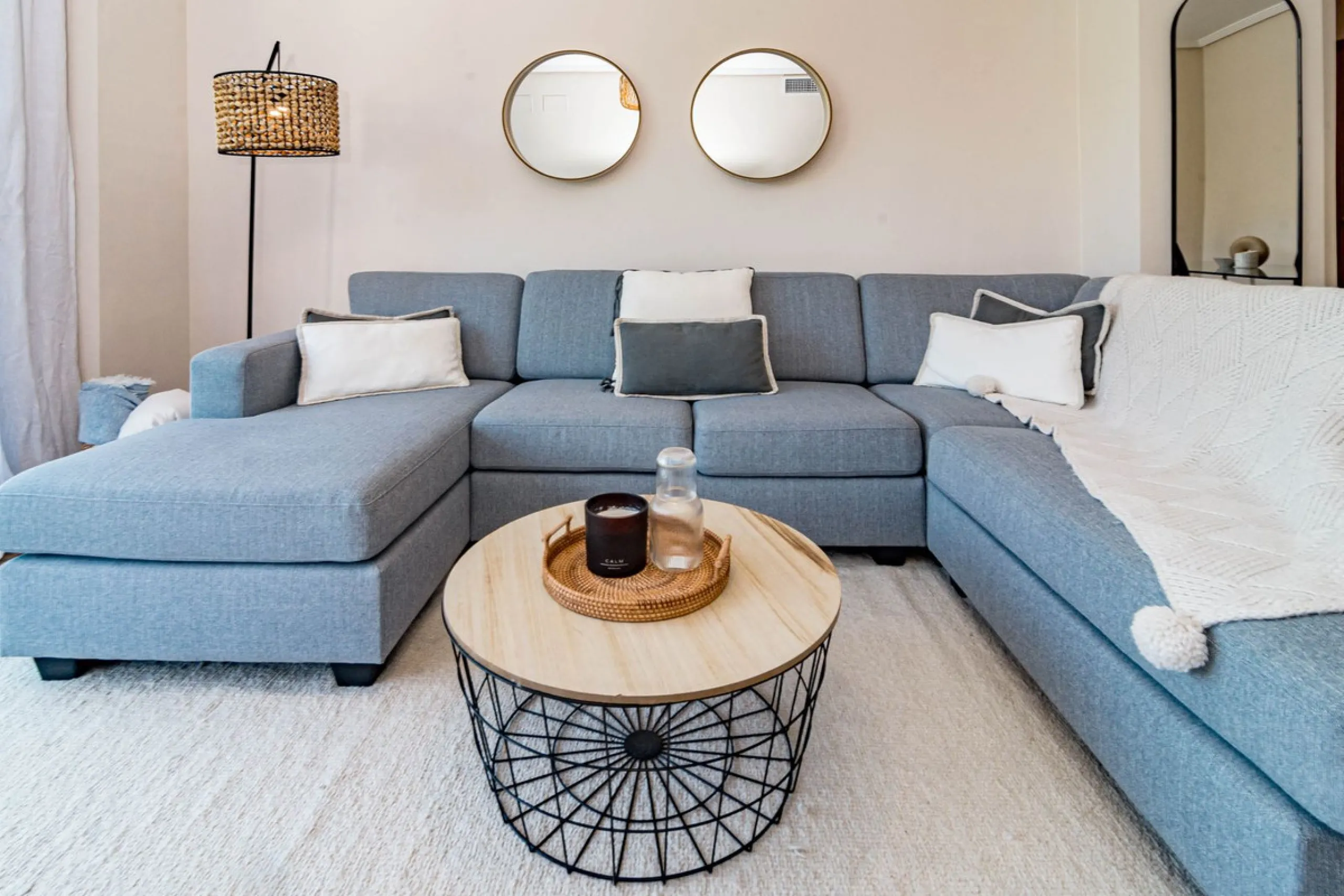Apartment - Ground Floor Apartment в продаже в Estepona, Málaga. В доме 2 спален и 2 ванных комнат. Площадь дома 97 м². Площадь участка 66 м²