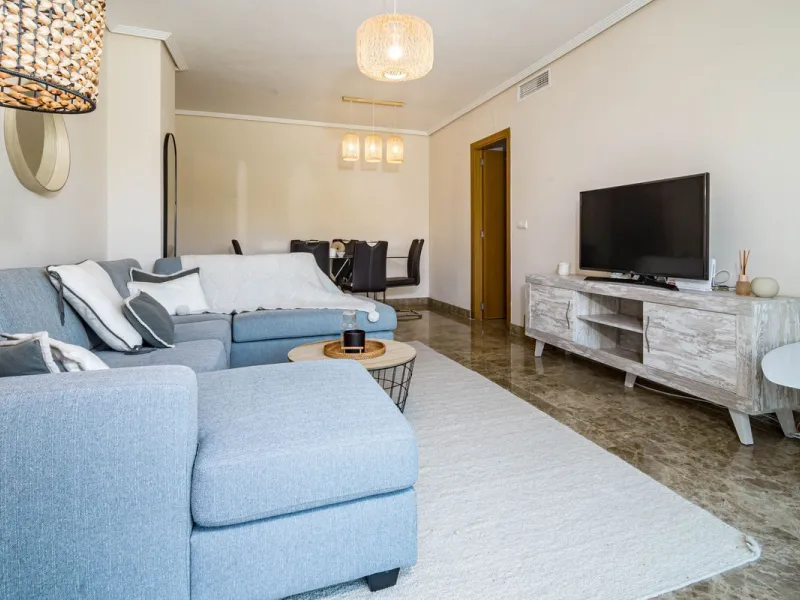 Apartment - Ground Floor Apartment в продаже в Estepona, Málaga. В доме 2 спален и 2 ванных комнат. Площадь дома 97 м². Площадь участка 66 м²