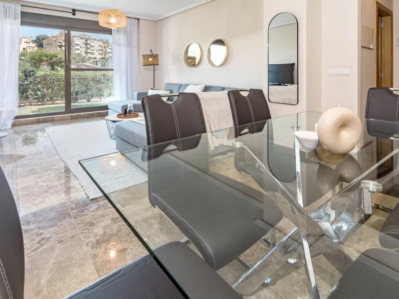Apartment - Ground Floor Apartment в продаже в Estepona, Málaga. В доме 2 спален и 2 ванных комнат. Площадь дома 97 м². Площадь участка 66 м²