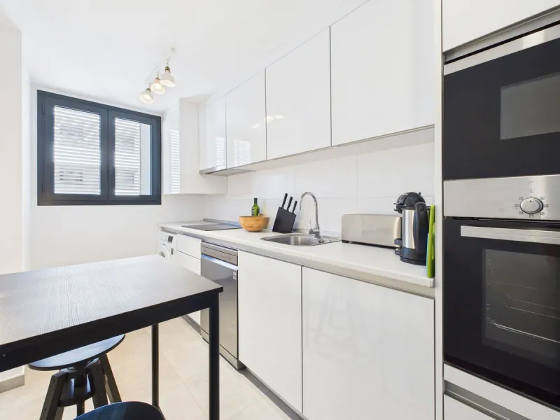 Move-In Ready Apartment in the Heart of Estepona – Fully Furnished