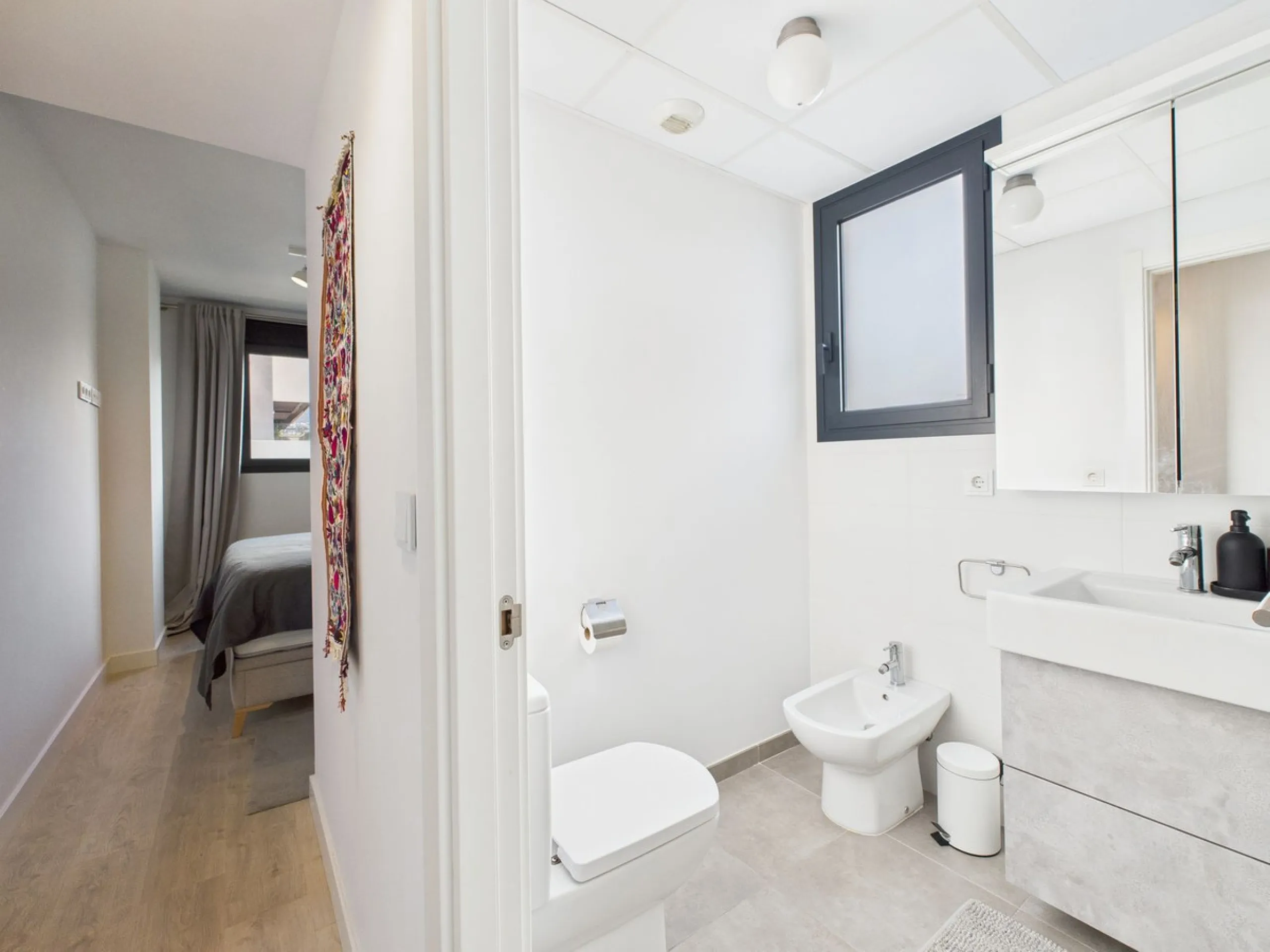 Move-In Ready Apartment in the Heart of Estepona – Fully Furnished