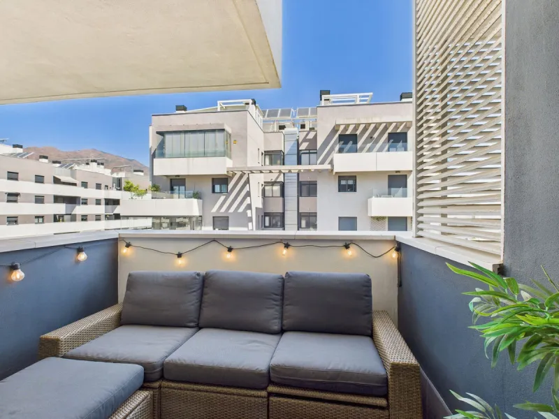 Move-In Ready Apartment in the Heart of Estepona – Fully Furnished