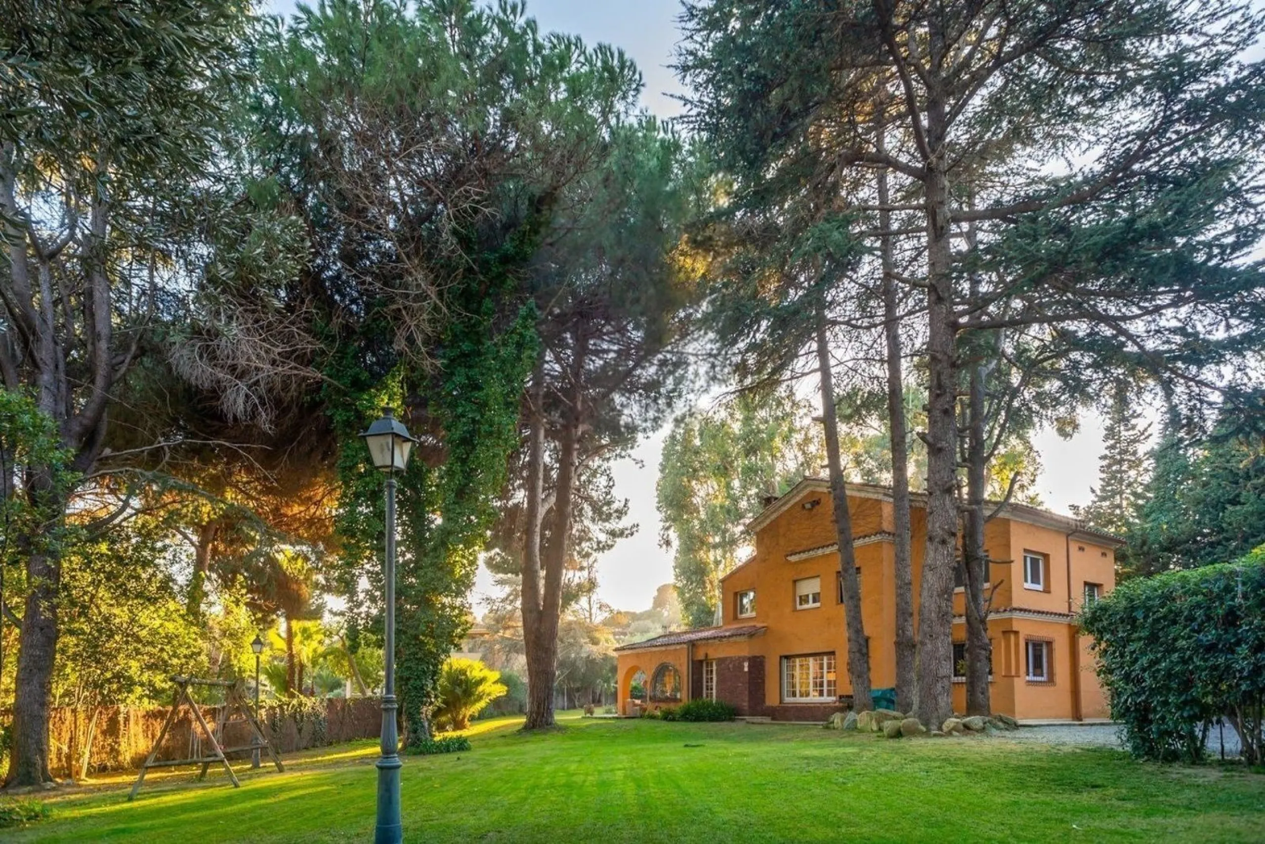 Exclusive Manor-Style Villa with Garden and Pool in the Province of Barcelona.