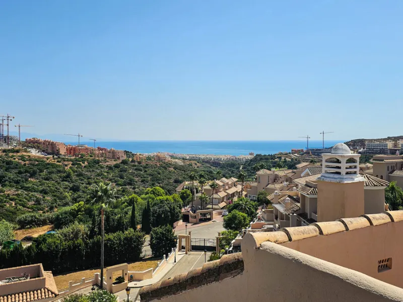 Experience luxury in this refurbished and modified semi-detached home featuring 4 bedrooms, 4 bathrooms, multiple terraces, and breathtaking panoramic views. Enjoy a private garden, private pool, and roof terrace with jacuzzi—all in a tranquil, private lo