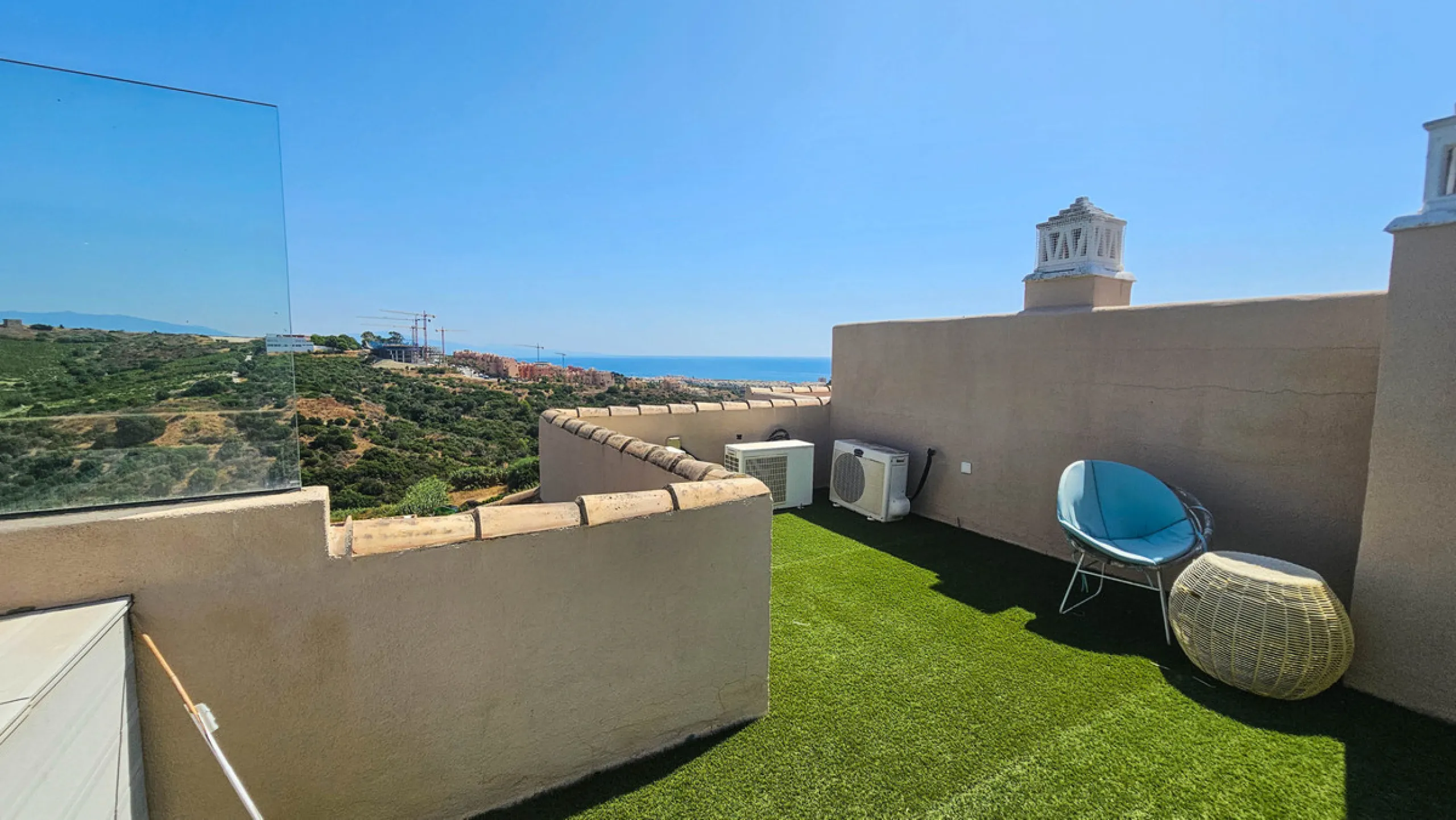 Experience luxury in this refurbished and modified semi-detached home featuring 4 bedrooms, 4 bathrooms, multiple terraces, and breathtaking panoramic views. Enjoy a private garden, private pool, and roof terrace with jacuzzi—all in a tranquil, private lo