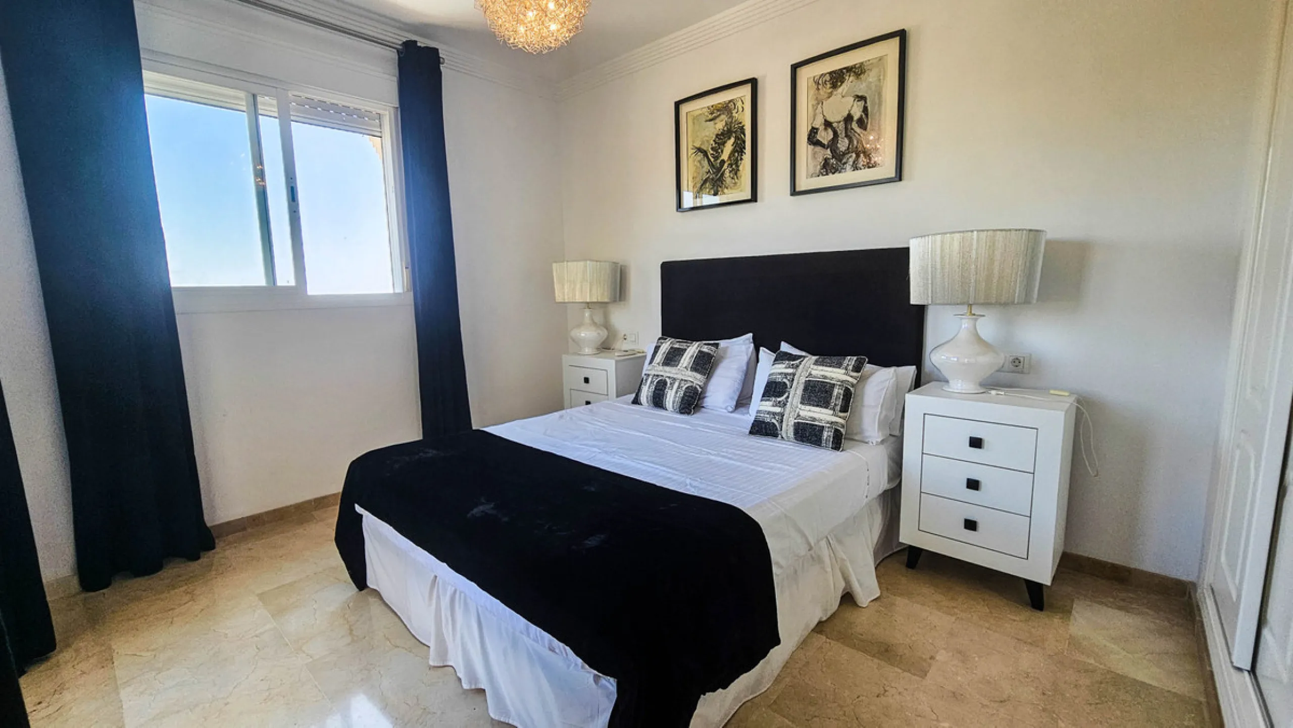 Experience luxury in this refurbished and modified semi-detached home featuring 4 bedrooms, 4 bathrooms, multiple terraces, and breathtaking panoramic views. Enjoy a private garden, private pool, and roof terrace with jacuzzi—all in a tranquil, private lo