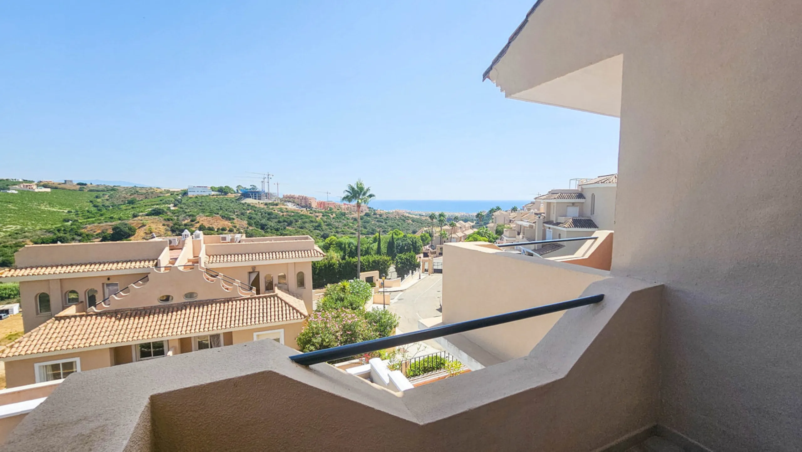 Experience luxury in this refurbished and modified semi-detached home featuring 4 bedrooms, 4 bathrooms, multiple terraces, and breathtaking panoramic views. Enjoy a private garden, private pool, and roof terrace with jacuzzi—all in a tranquil, private lo