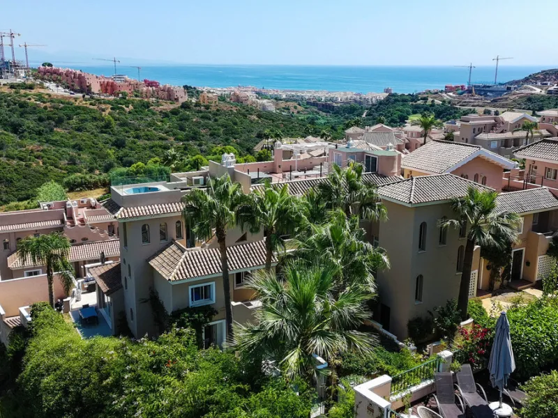 Experience luxury in this refurbished and modified semi-detached home featuring 4 bedrooms, 4 bathrooms, multiple terraces, and breathtaking panoramic views. Enjoy a private garden, private pool, and roof terrace with jacuzzi—all in a tranquil, private lo