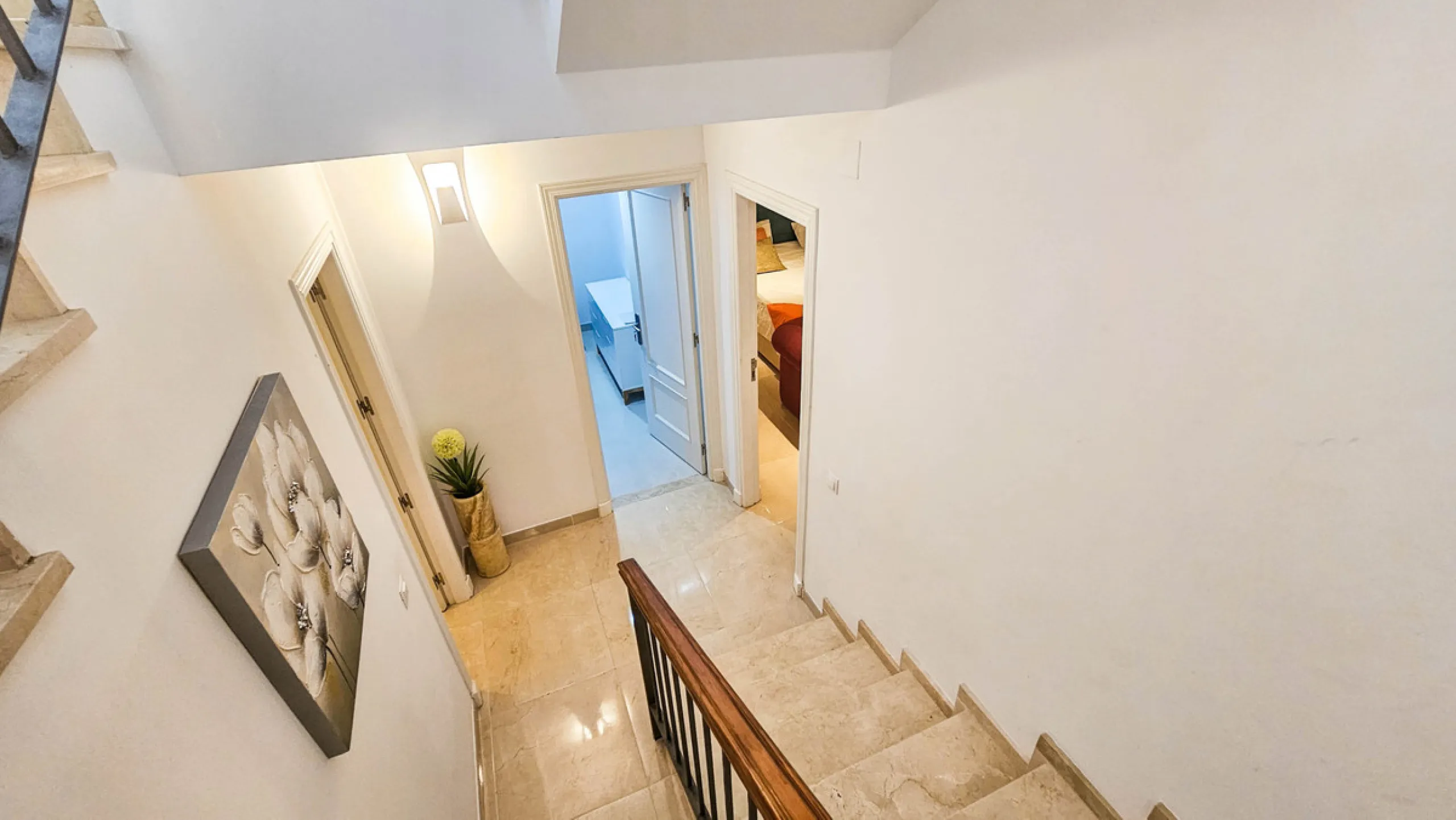 Experience luxury in this refurbished and modified semi-detached home featuring 4 bedrooms, 4 bathrooms, multiple terraces, and breathtaking panoramic views. Enjoy a private garden, private pool, and roof terrace with jacuzzi—all in a tranquil, private lo