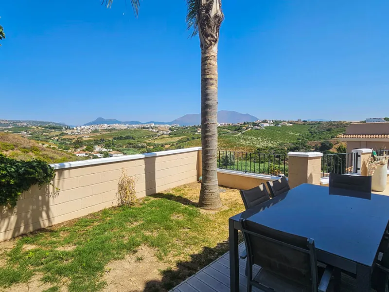 Experience luxury in this refurbished and modified semi-detached home featuring 4 bedrooms, 4 bathrooms, multiple terraces, and breathtaking panoramic views. Enjoy a private garden, private pool, and roof terrace with jacuzzi—all in a tranquil, private lo